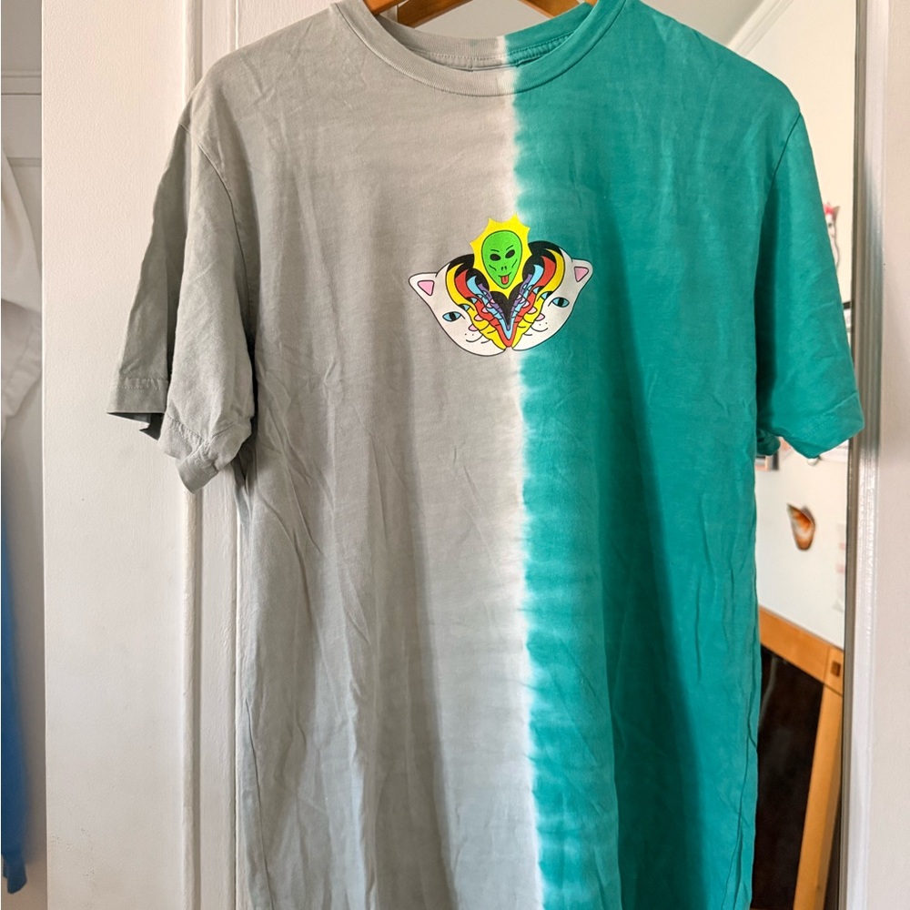 Ripndip Gray and Teal Graphic Tee